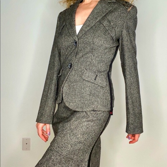 Wool skirt suit - Picture 2 of 6